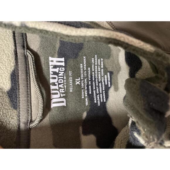 Duluth Trading Co.  Pull Over Men's XL Camouflage Fleece - Picture 2 of 6